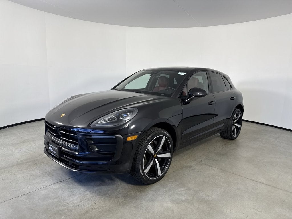 2023 Porsche Macan AWD