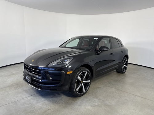 2023 Porsche Macan AWD