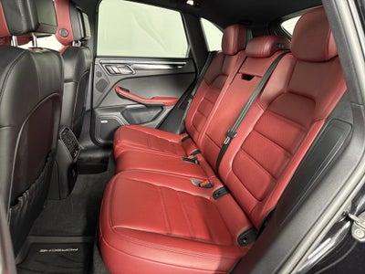 2023 Porsche Macan AWD