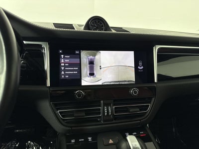 2023 Porsche Macan AWD