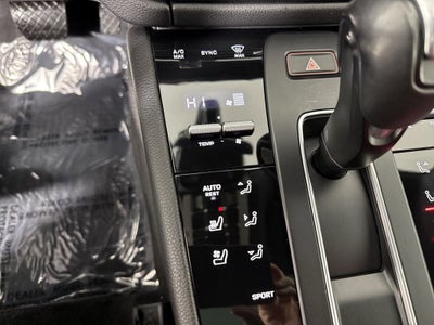 2023 Porsche Macan AWD
