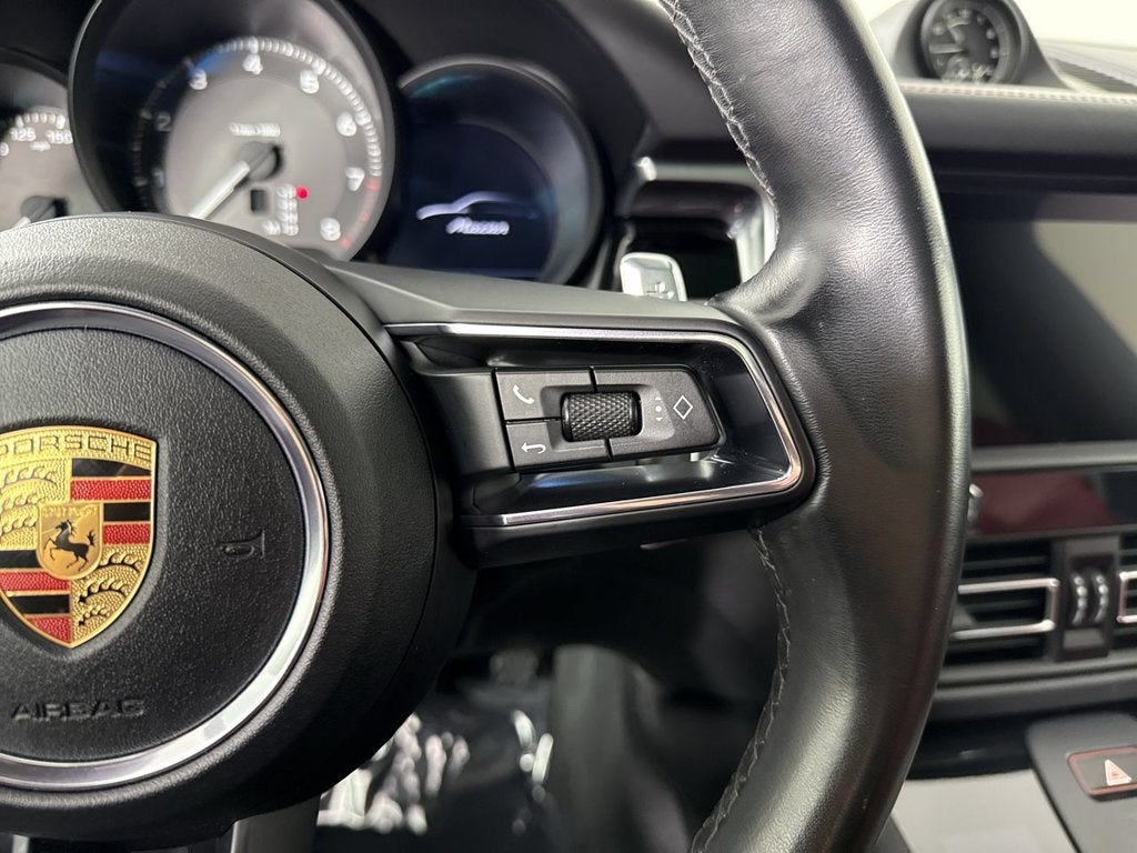 2023 Porsche Macan AWD