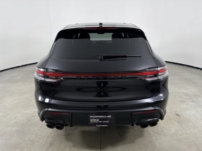 2023 Porsche Macan AWD