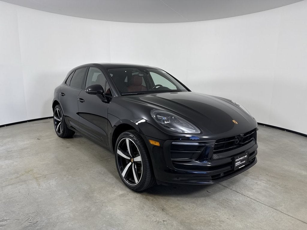 2023 Porsche Macan AWD