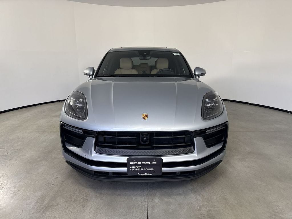 2023 Porsche Macan T