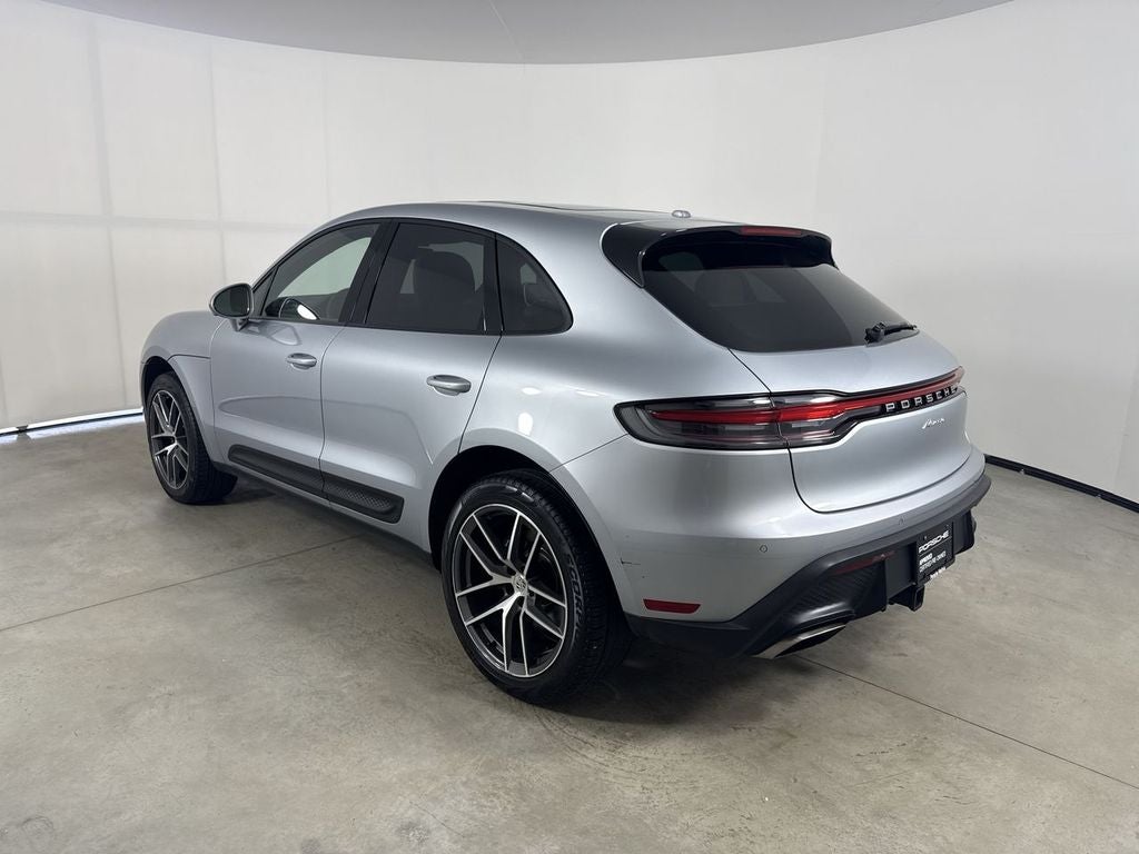 2023 Porsche Macan T