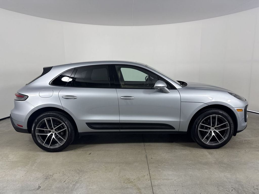 2023 Porsche Macan T
