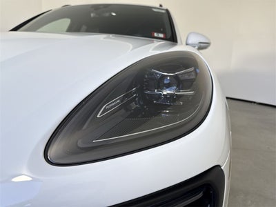 2025 Porsche Macan AWD