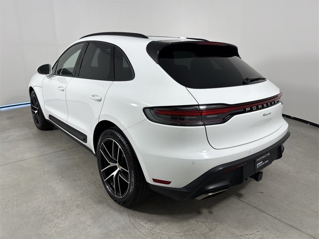 2025 Porsche Macan AWD