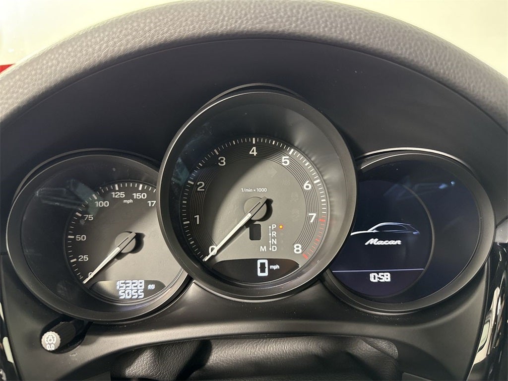 2025 Porsche Macan AWD