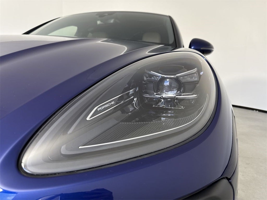 2025 Porsche Macan AWD