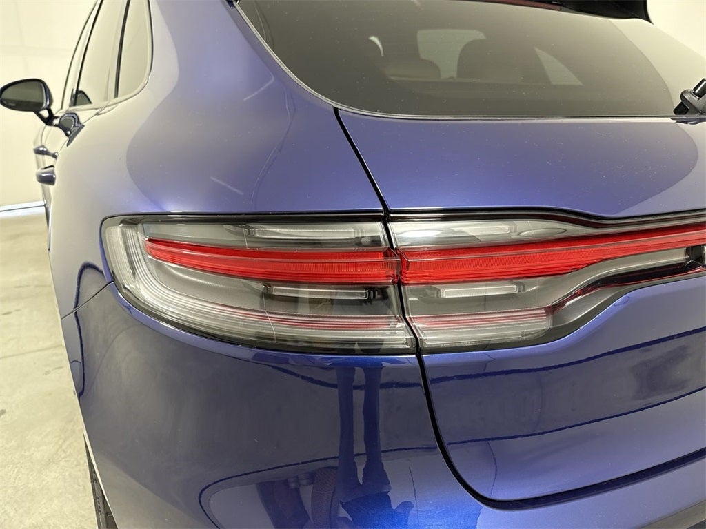 2025 Porsche Macan AWD