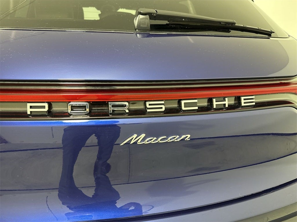 2025 Porsche Macan AWD