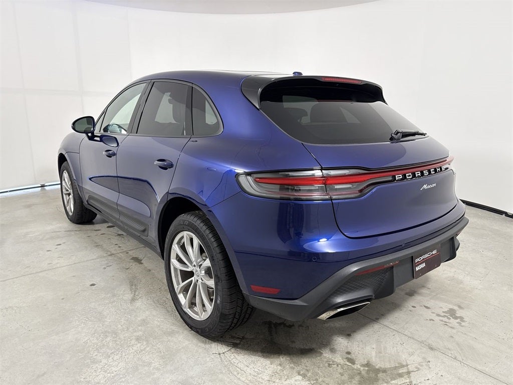 2025 Porsche Macan AWD