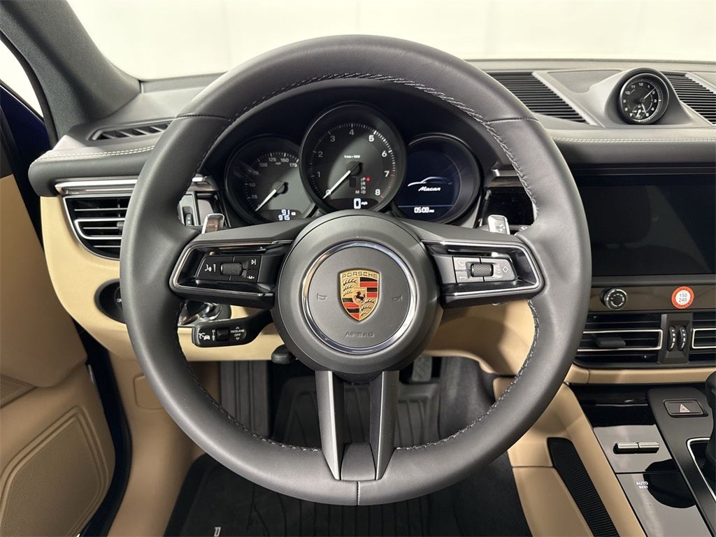 2025 Porsche Macan AWD