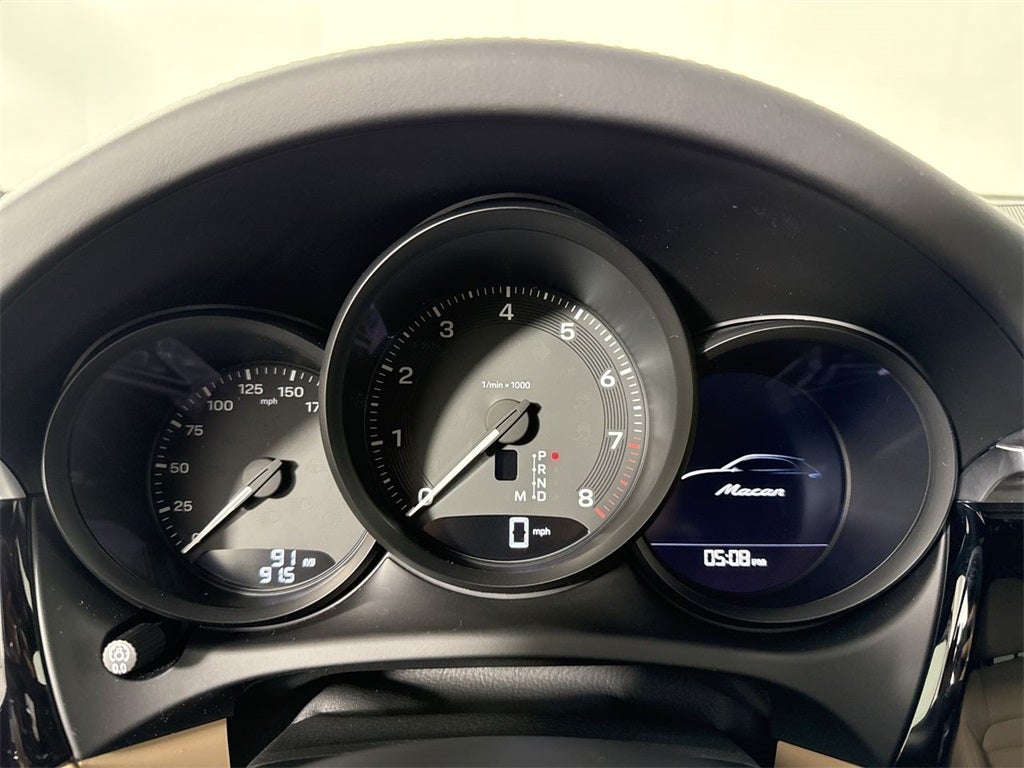 2025 Porsche Macan AWD