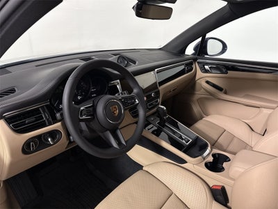 2025 Porsche Macan AWD