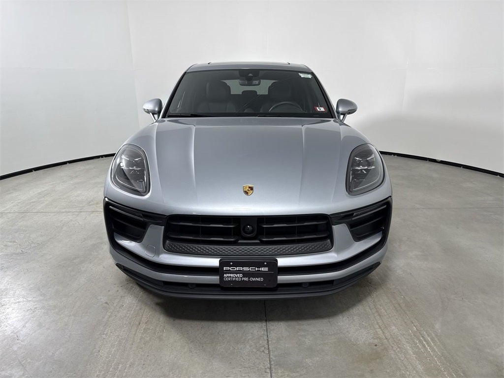 2025 Porsche Macan AWD