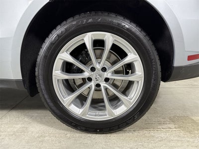 2025 Porsche Macan AWD