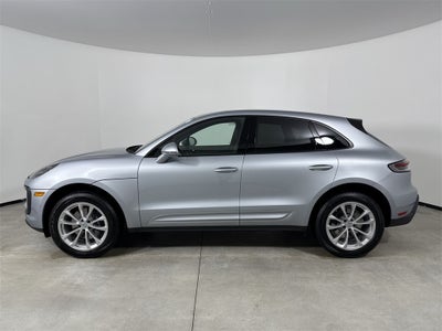 2025 Porsche Macan AWD