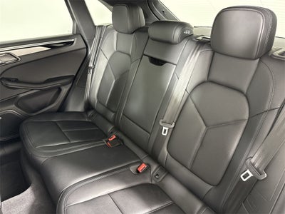 2025 Porsche Macan AWD