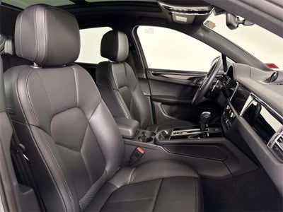 2025 Porsche Macan AWD