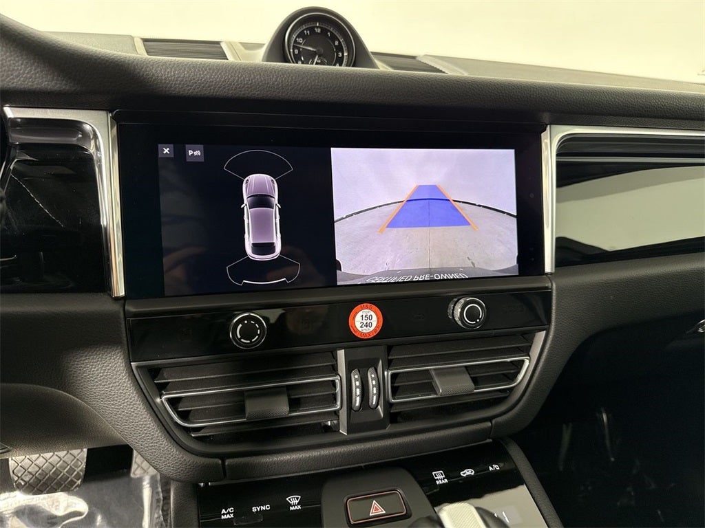 2025 Porsche Macan AWD