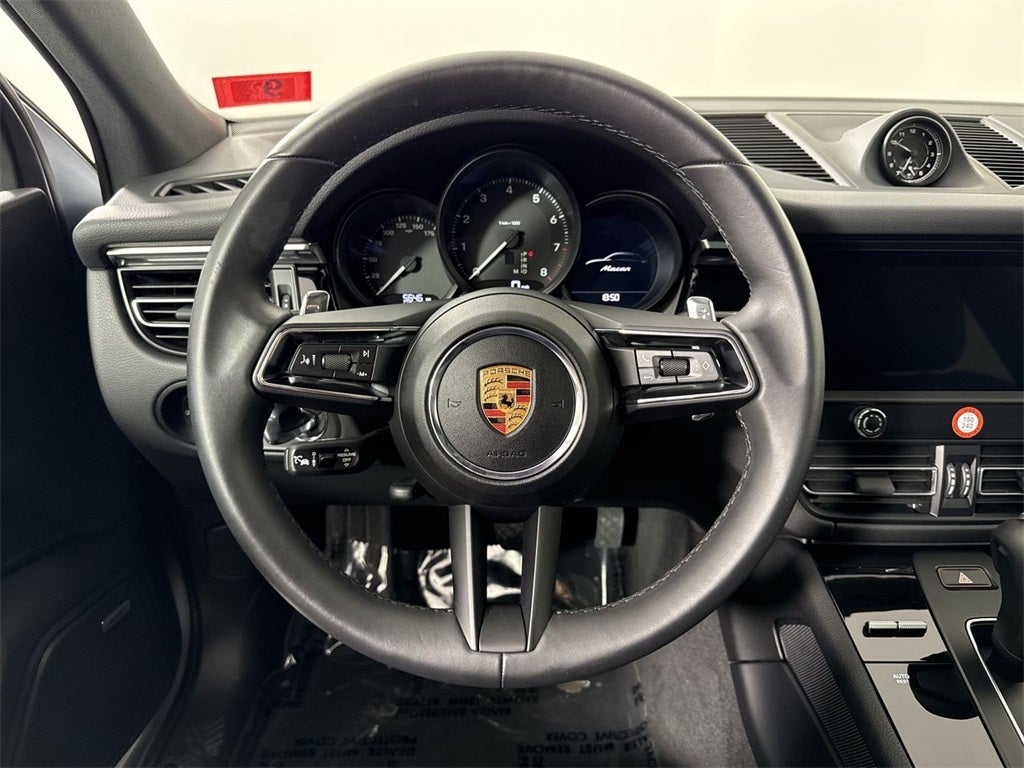 2025 Porsche Macan AWD