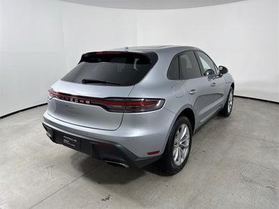 2025 Porsche Macan AWD