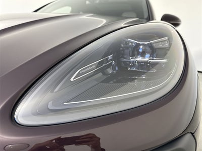 2026 Porsche Macan AWD