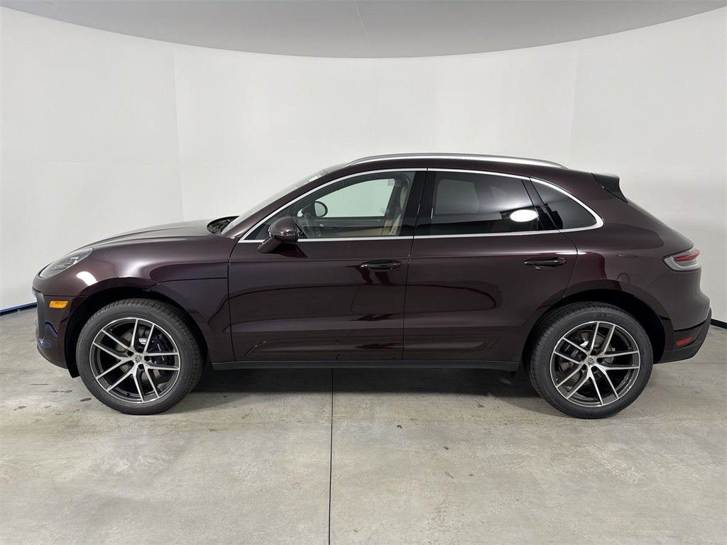 2026 Porsche Macan AWD