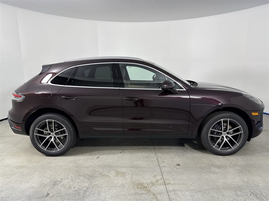 2026 Porsche Macan AWD