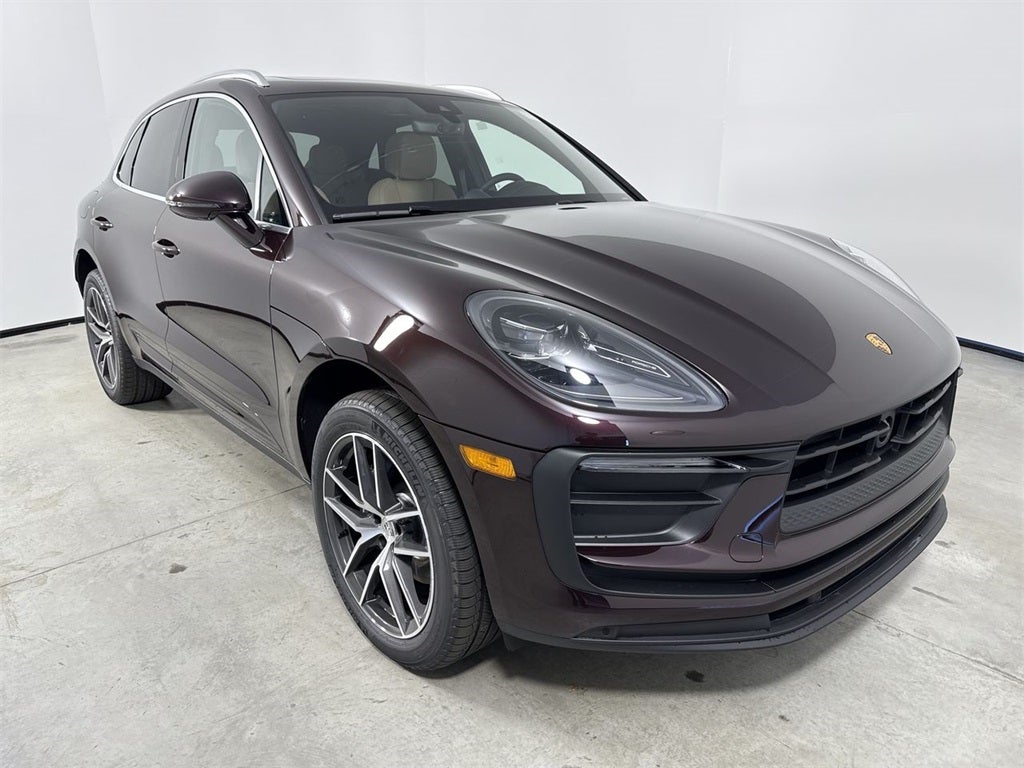 2026 Porsche Macan AWD