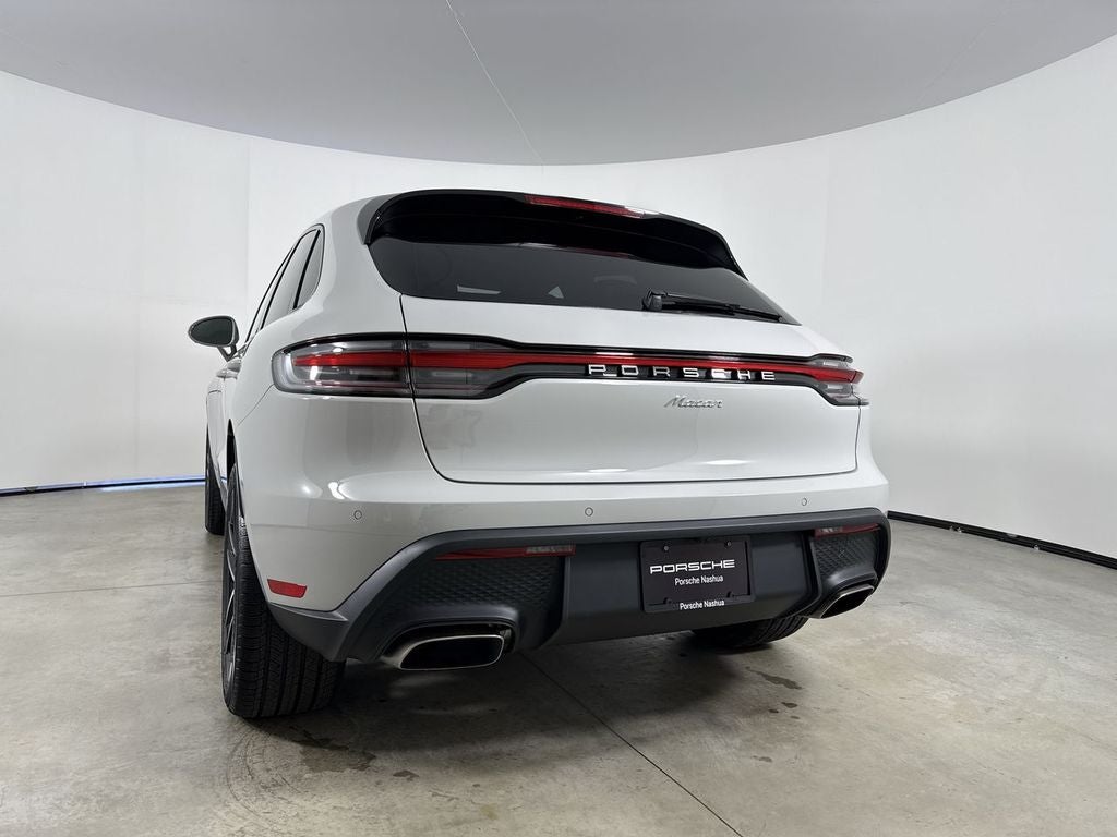 2026 Porsche Macan Macan