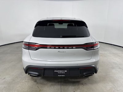2026 Porsche Macan Macan