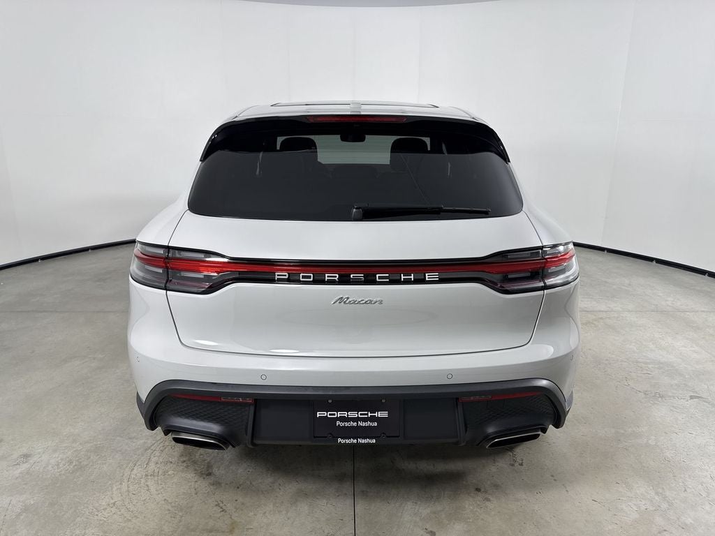2026 Porsche Macan Macan