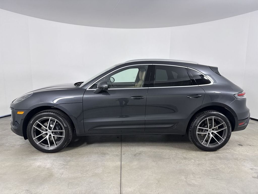2026 Porsche Macan AWD