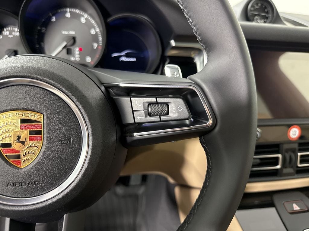 2026 Porsche Macan AWD