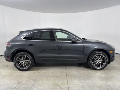 2026 Porsche Macan AWD