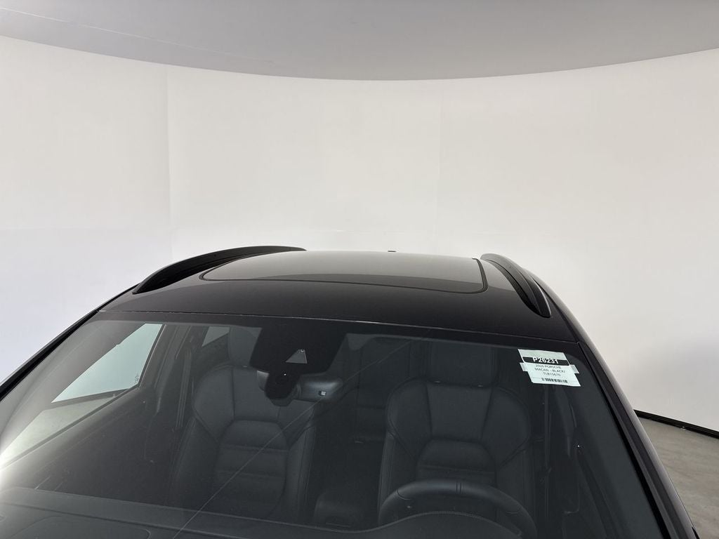 2026 Porsche Macan Macan