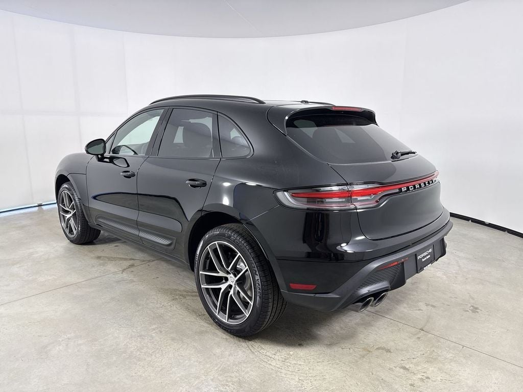 2026 Porsche Macan Macan
