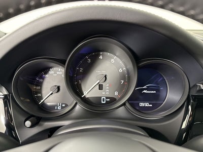 2026 Porsche Macan Macan
