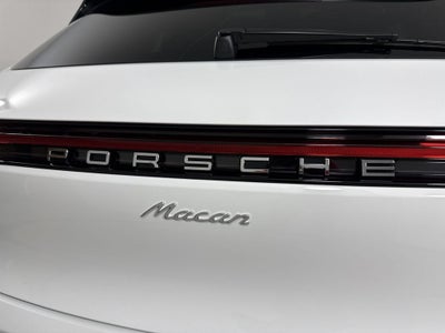 2026 Porsche Macan AWD