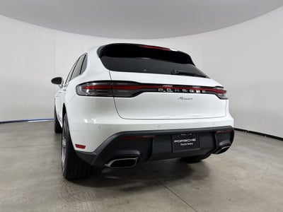2026 Porsche Macan AWD