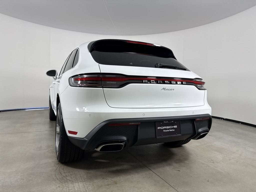 2026 Porsche Macan AWD