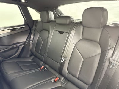 2020 Porsche Macan AWD