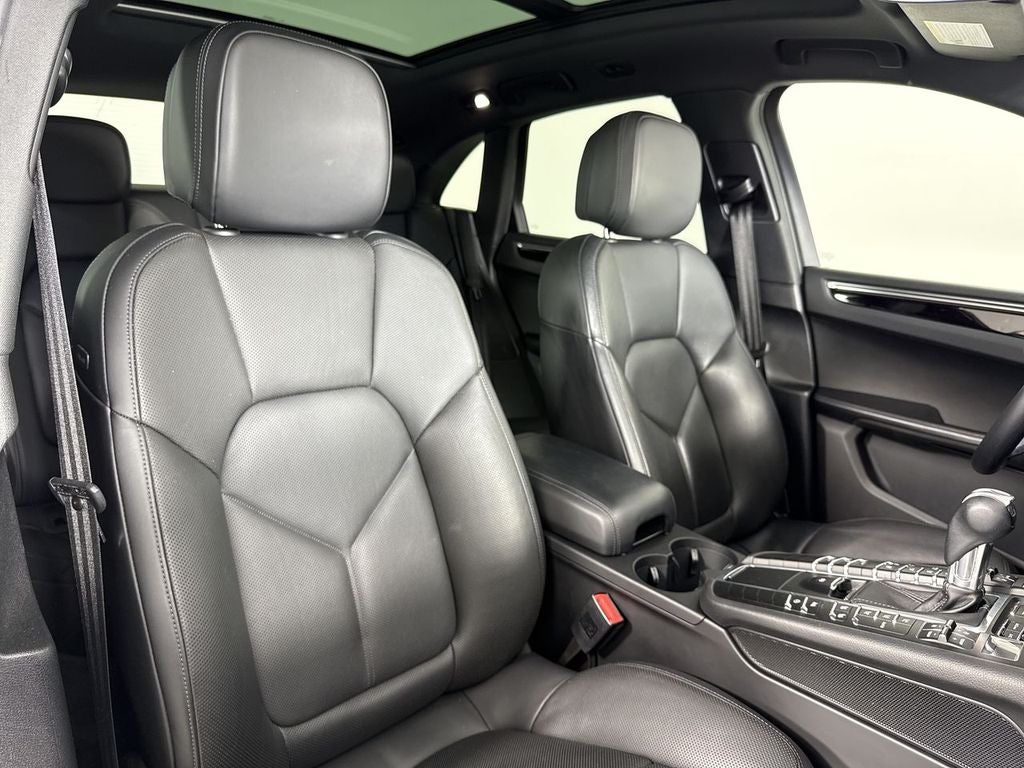 2020 Porsche Macan AWD