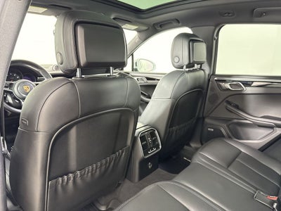 2020 Porsche Macan AWD