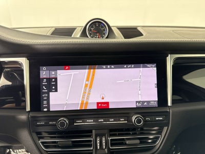 2020 Porsche Macan AWD