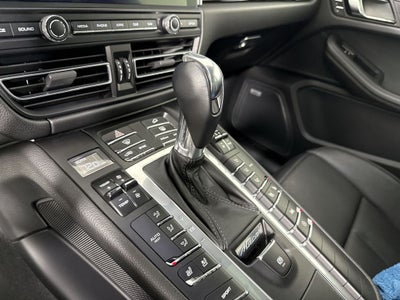 2020 Porsche Macan AWD